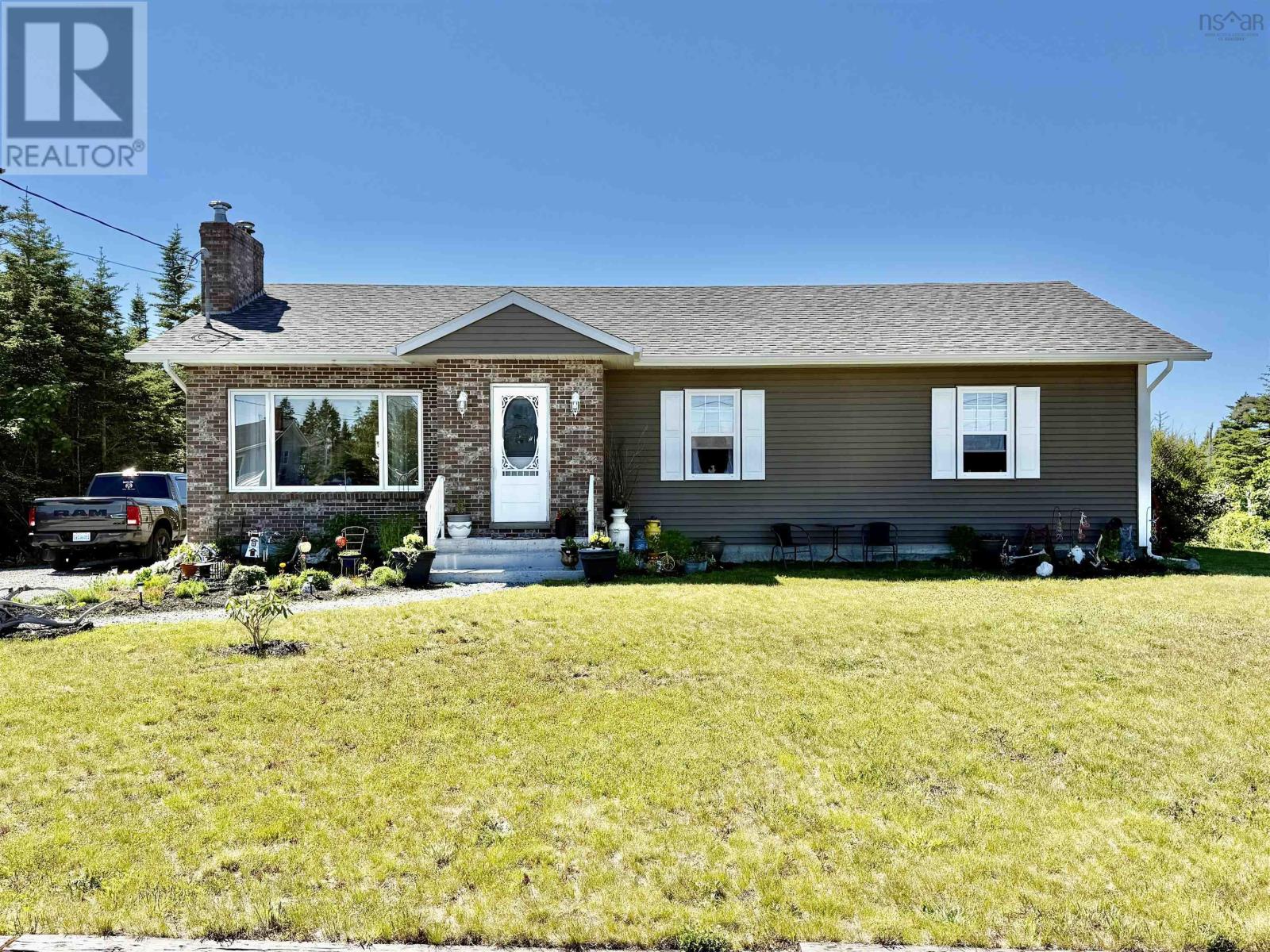 456 Centreville South Side Road - 1
