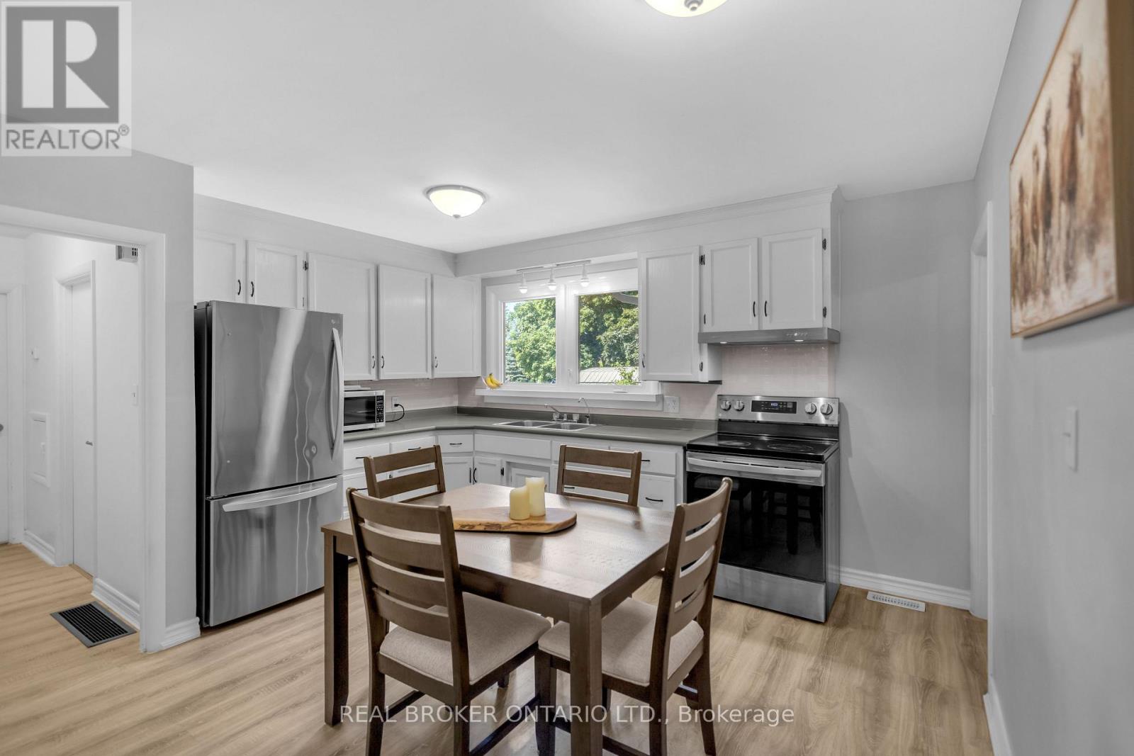 46 DUFFERIN STREET - 10