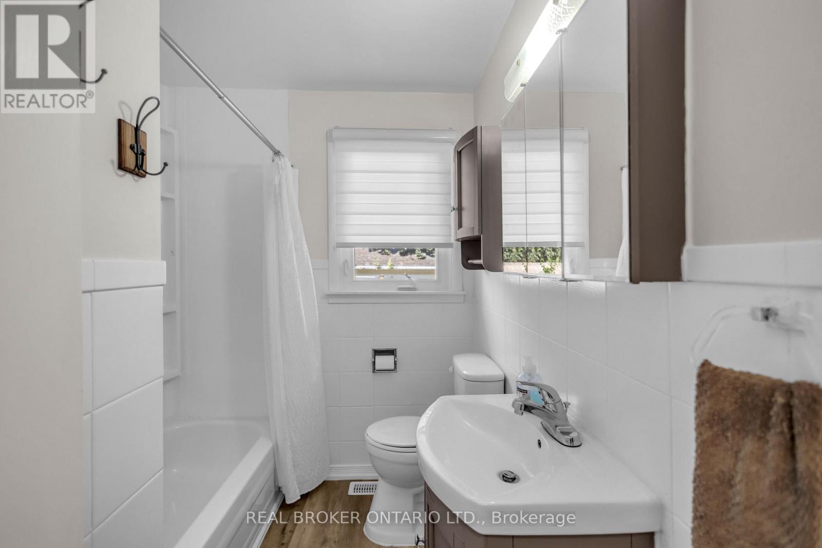 46 DUFFERIN STREET - 16