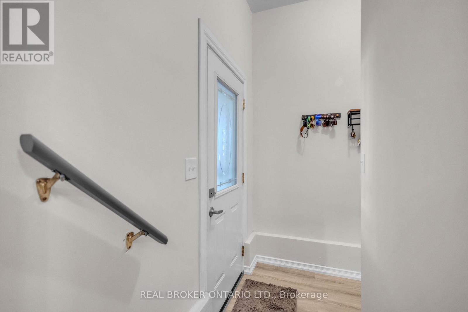 46 DUFFERIN STREET - 17