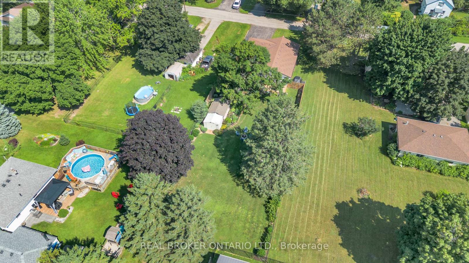 46 DUFFERIN STREET - 41