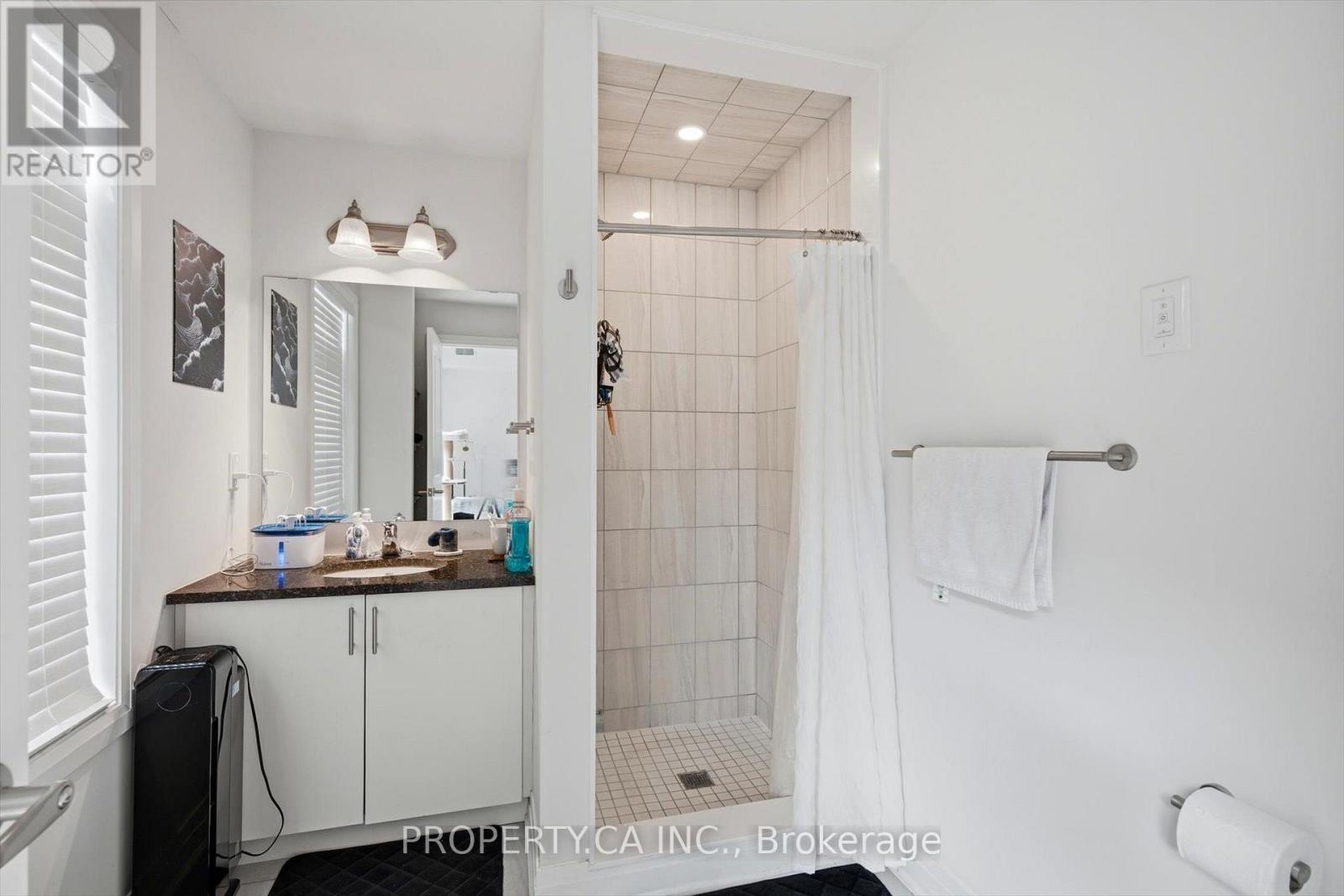 #71 2 WILLOW STREET - 14