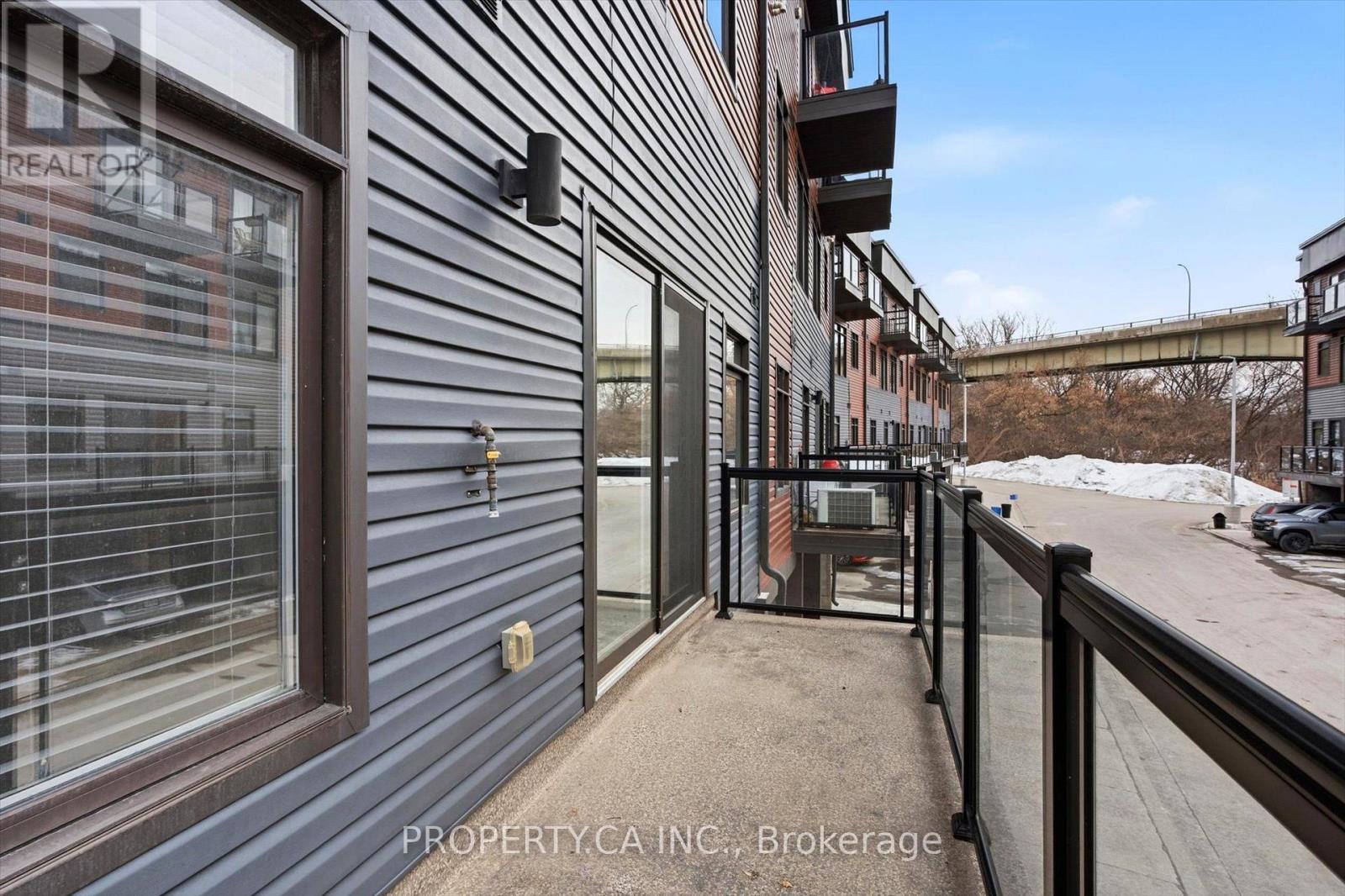 #71 2 WILLOW STREET - 19