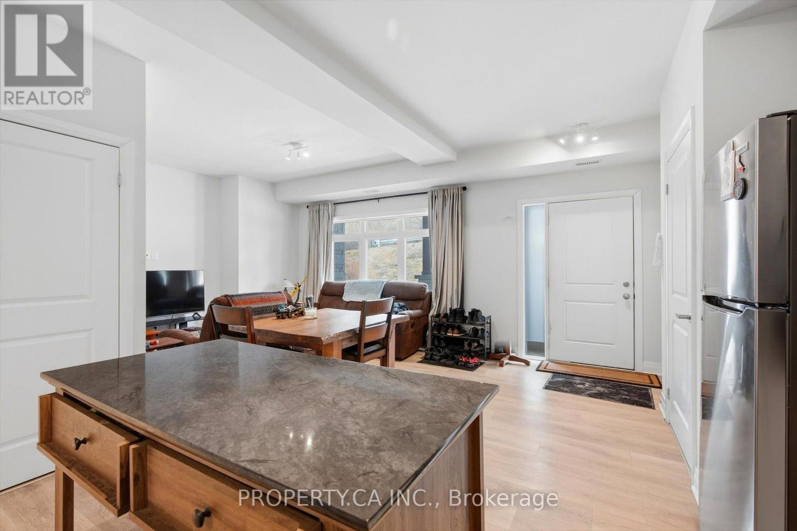 #71 2 WILLOW STREET - 8
