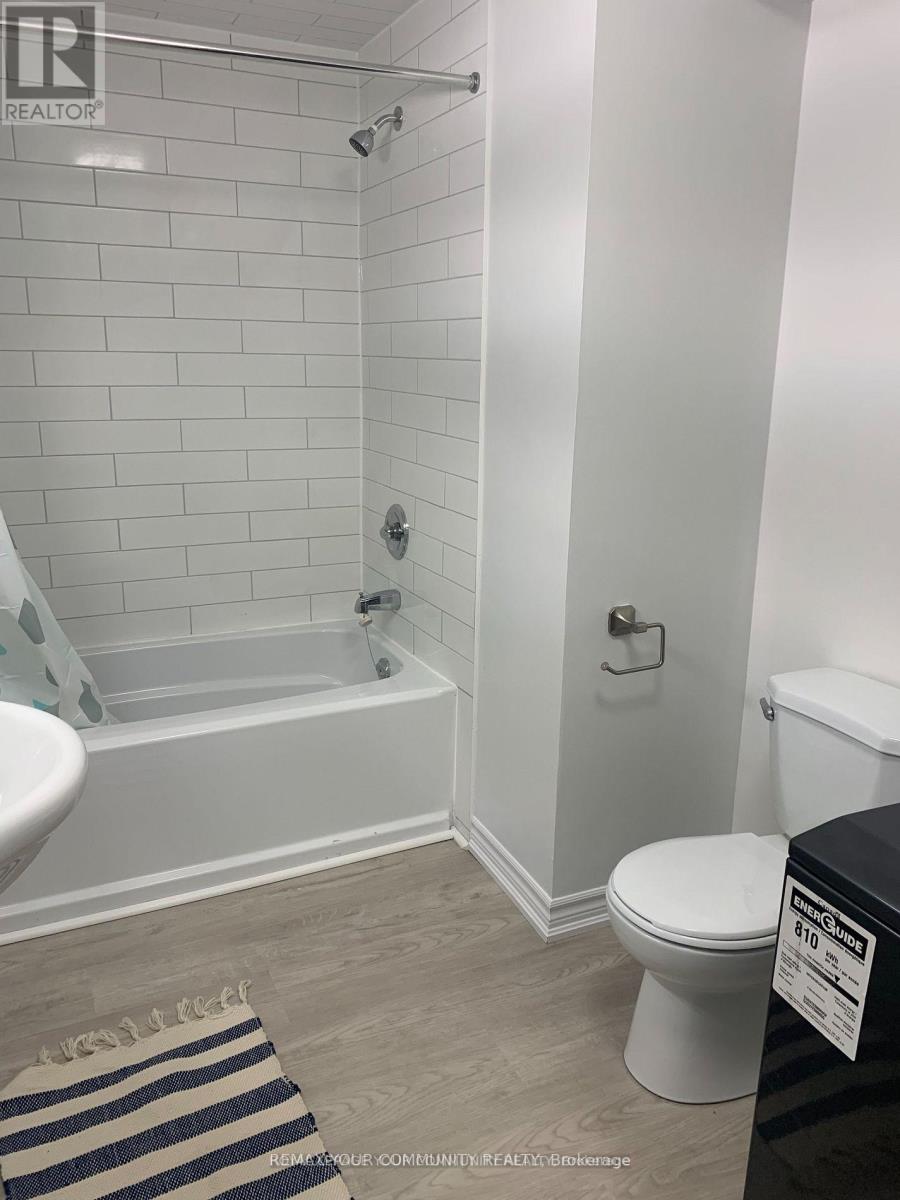 32 JUNE CALLWOOD WAY - 32