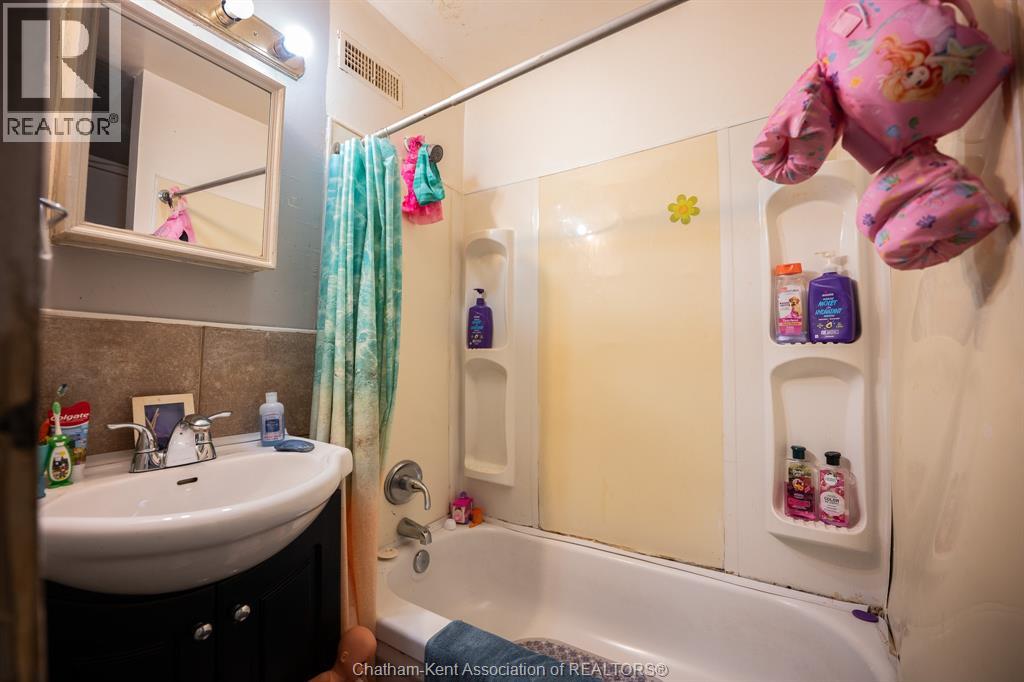 34 CAMPBELL STREET - Image 10
