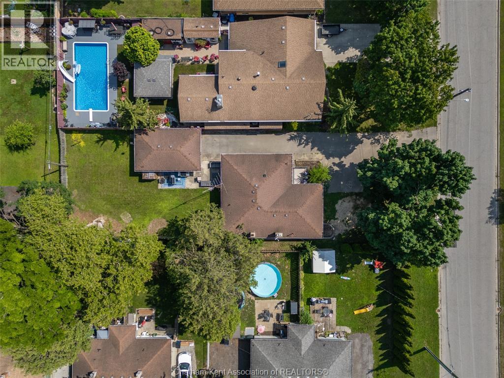 71 McFarlane AVENUE - 26