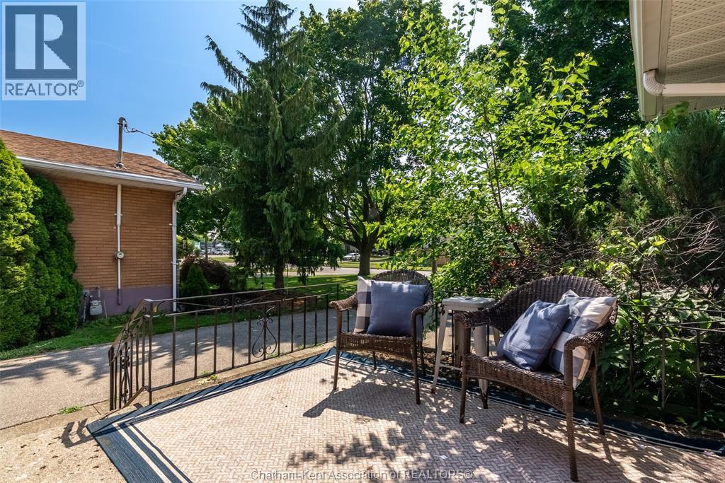 71 McFarlane AVENUE - Image 3