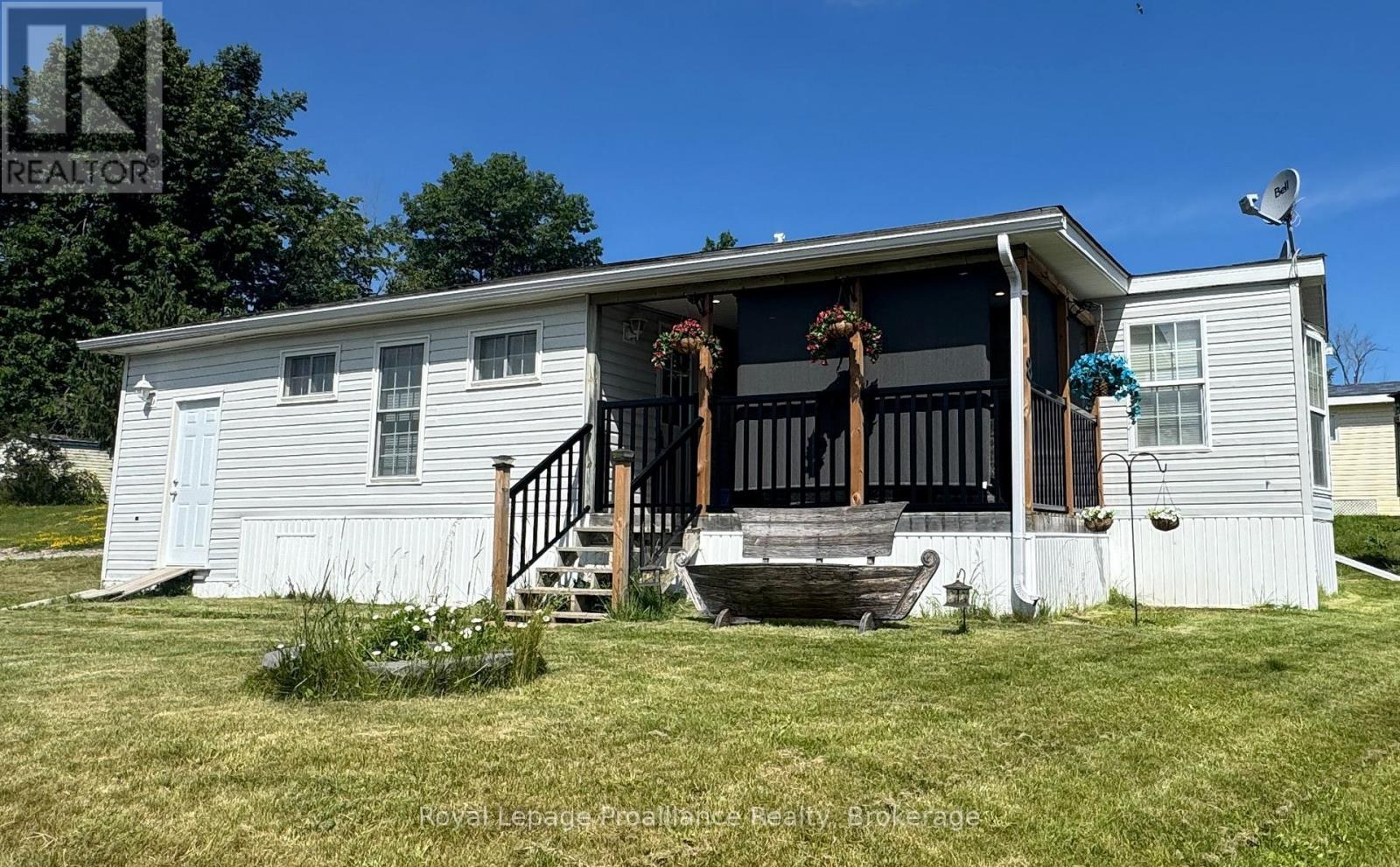 152 CONCESSION 11 ROAD W - 13