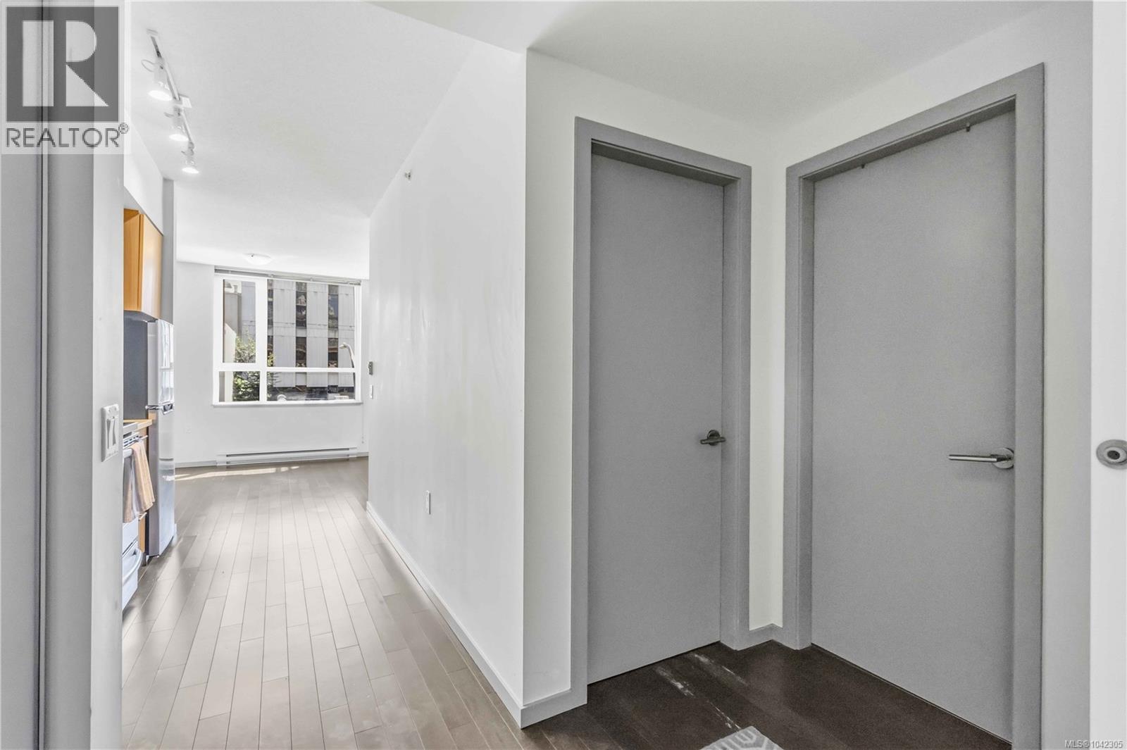 #304 834 Johnson St - 19