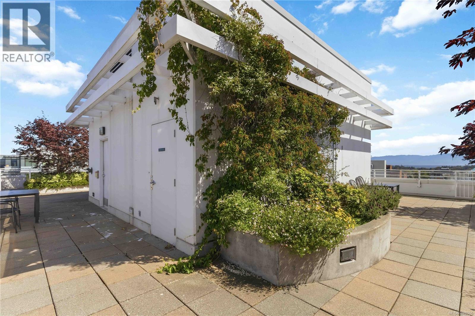#304 834 Johnson St - 20