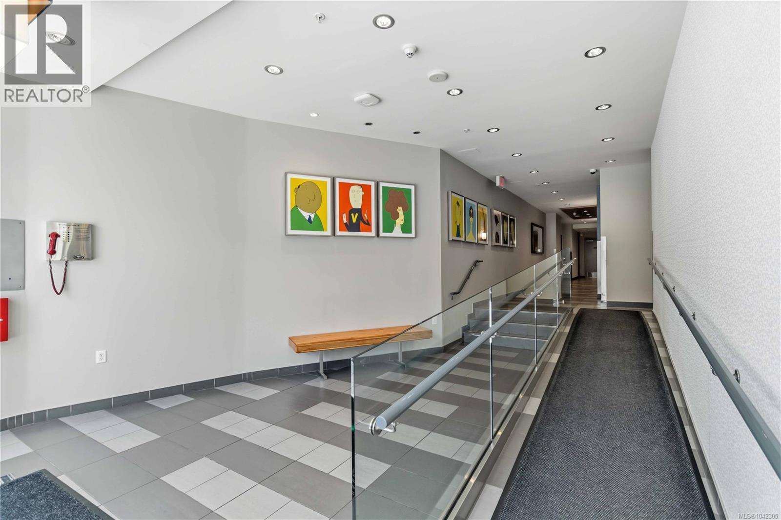 #304 834 Johnson St - 3