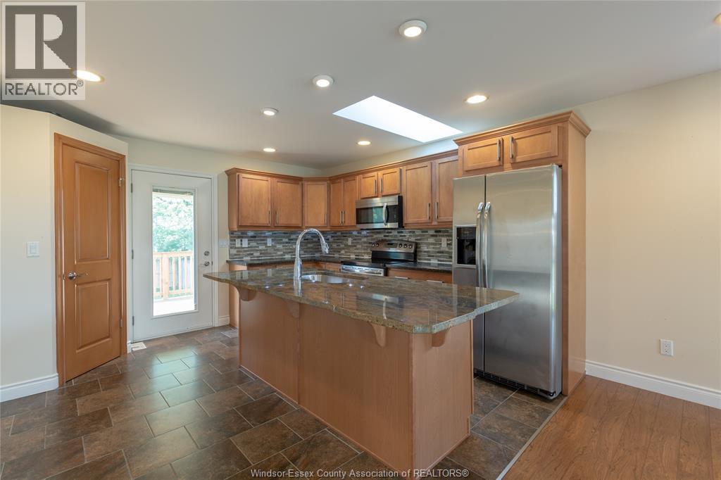 1364 MATTHEW CRESCENT - 6