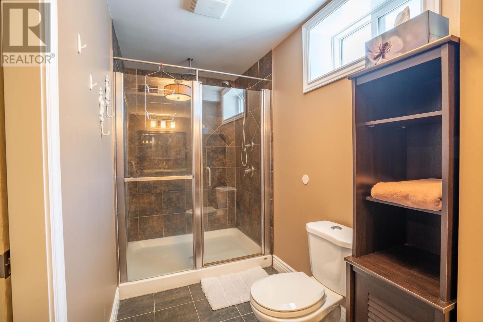 549 Morrison AVE - 21
