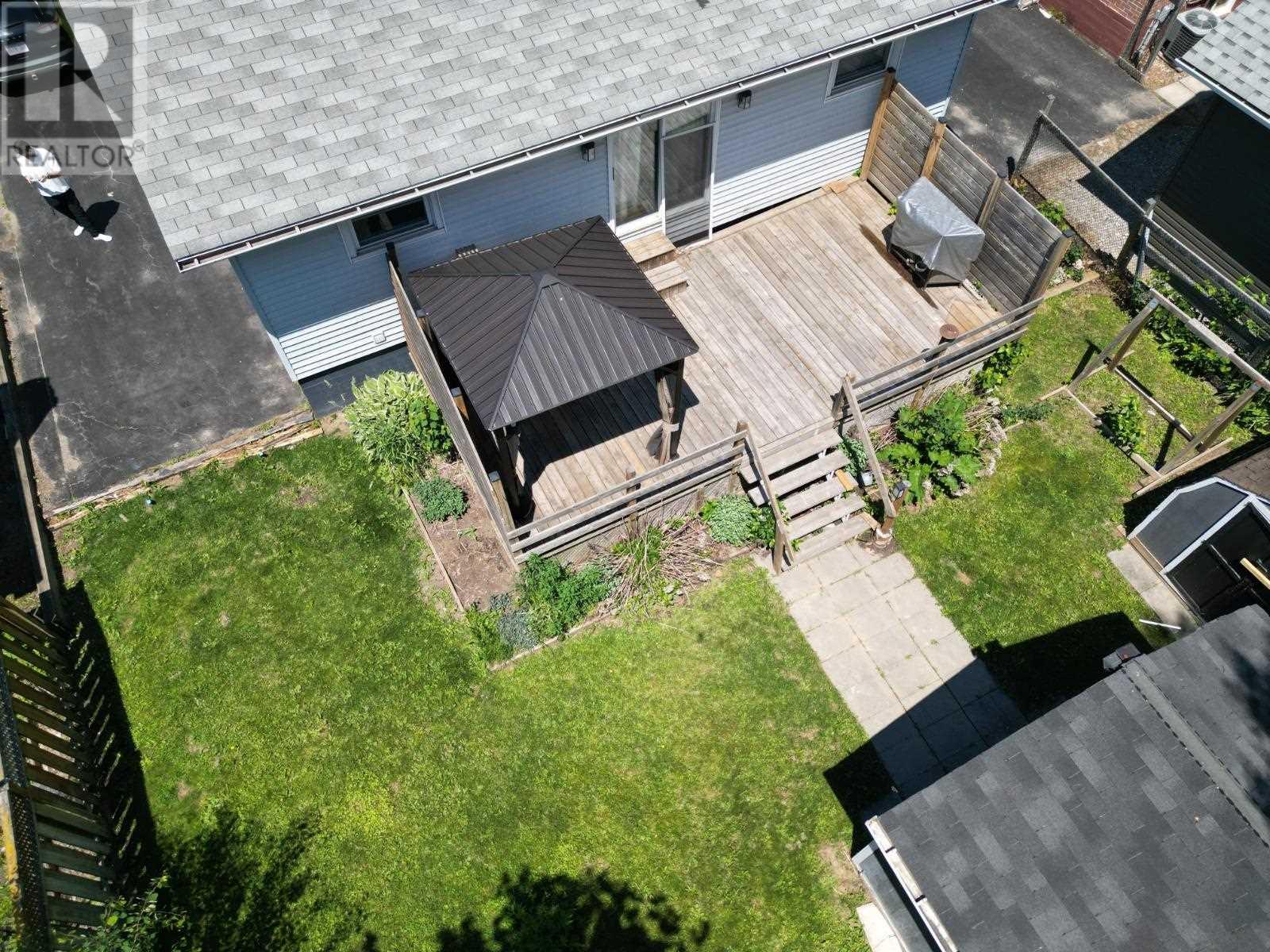 549 Morrison AVE - 30