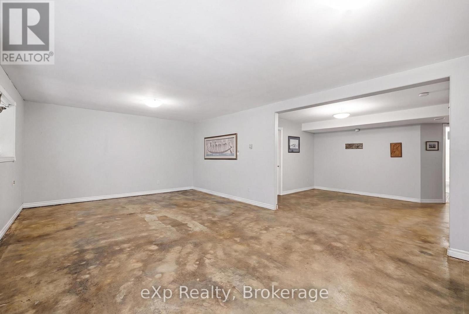 212629 SOUTHGATE 21 SIDE ROAD - 28
