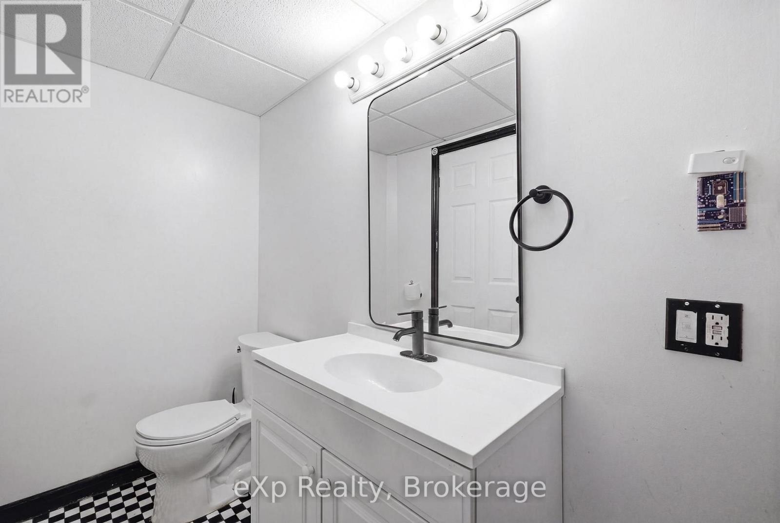 212629 SOUTHGATE 21 SIDE ROAD - Image 32