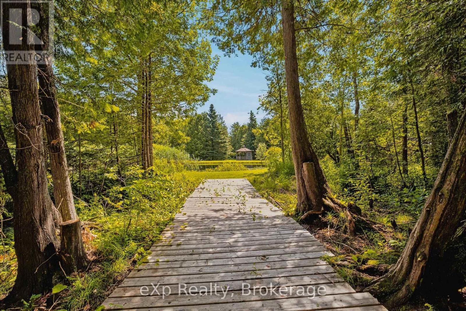 212629 SOUTHGATE 21 SIDE ROAD - 37