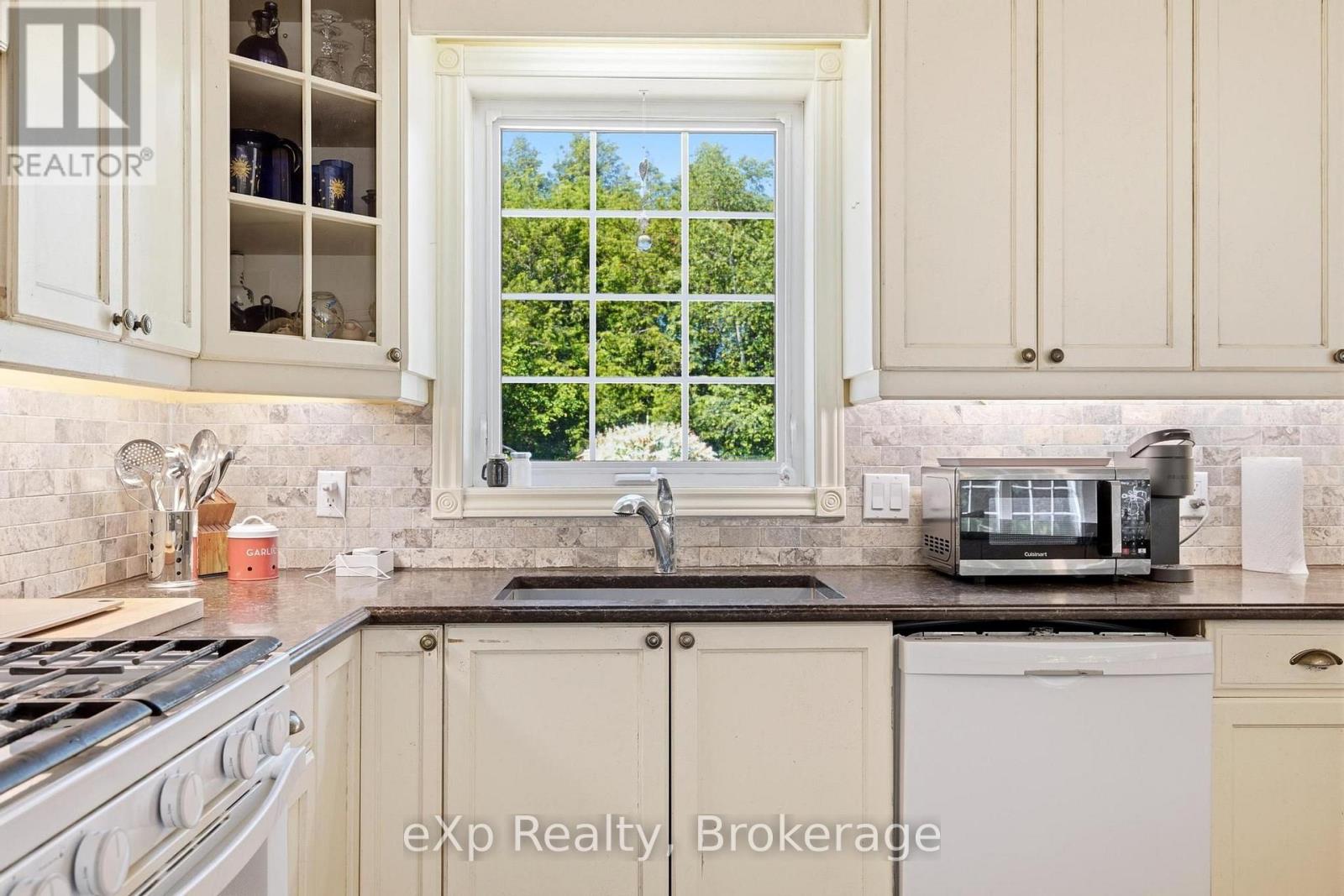 212629 SOUTHGATE 21 SIDE ROAD - 8