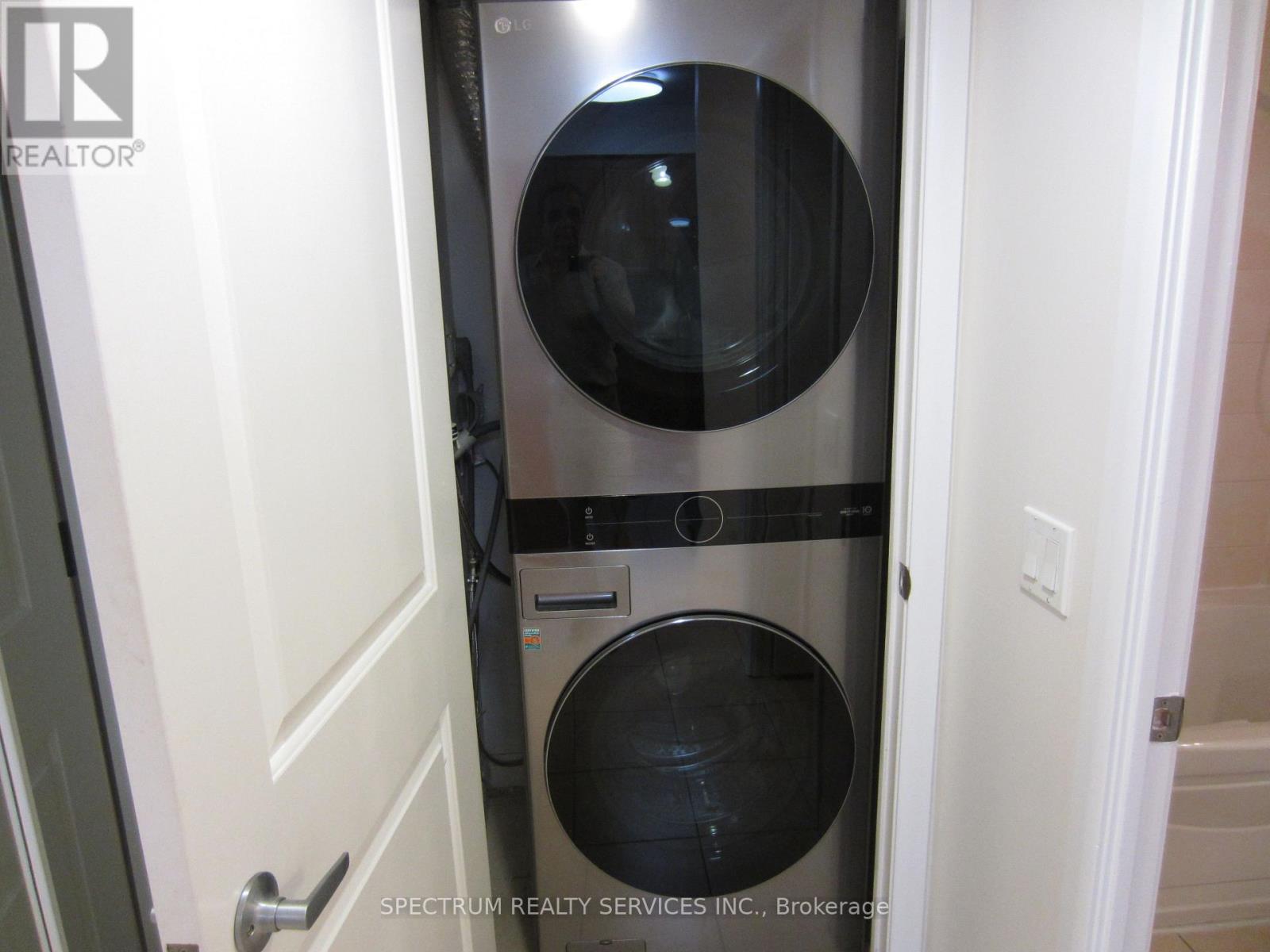 #708 235 SHERWAY GARDENS ROAD - 20