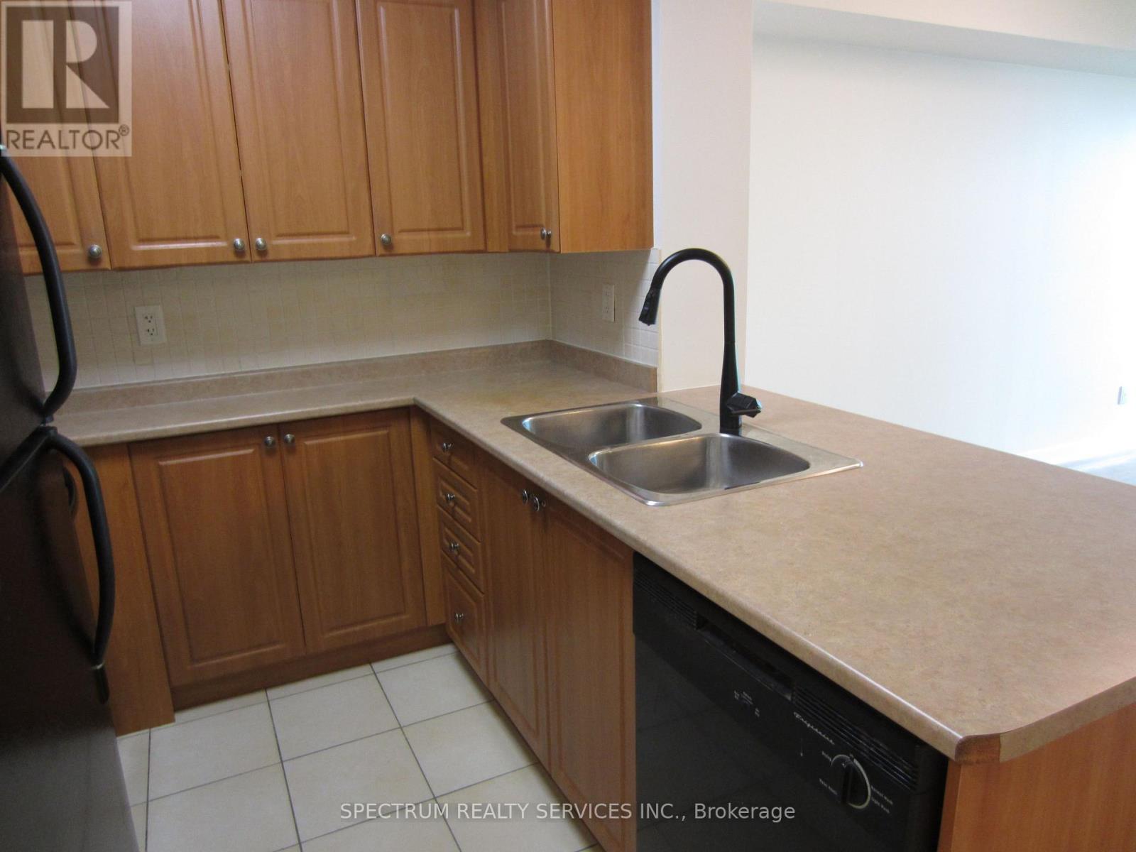 #708 235 SHERWAY GARDENS ROAD - 9