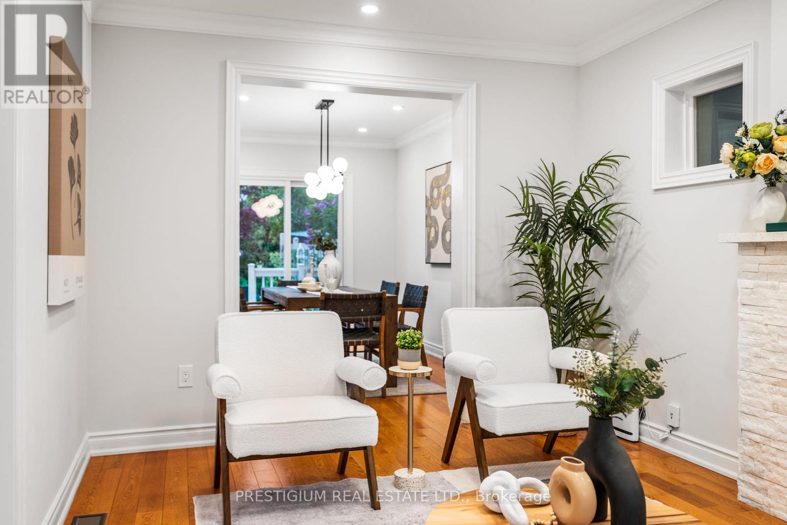 556 DAVISVILLE AVENUE - 13