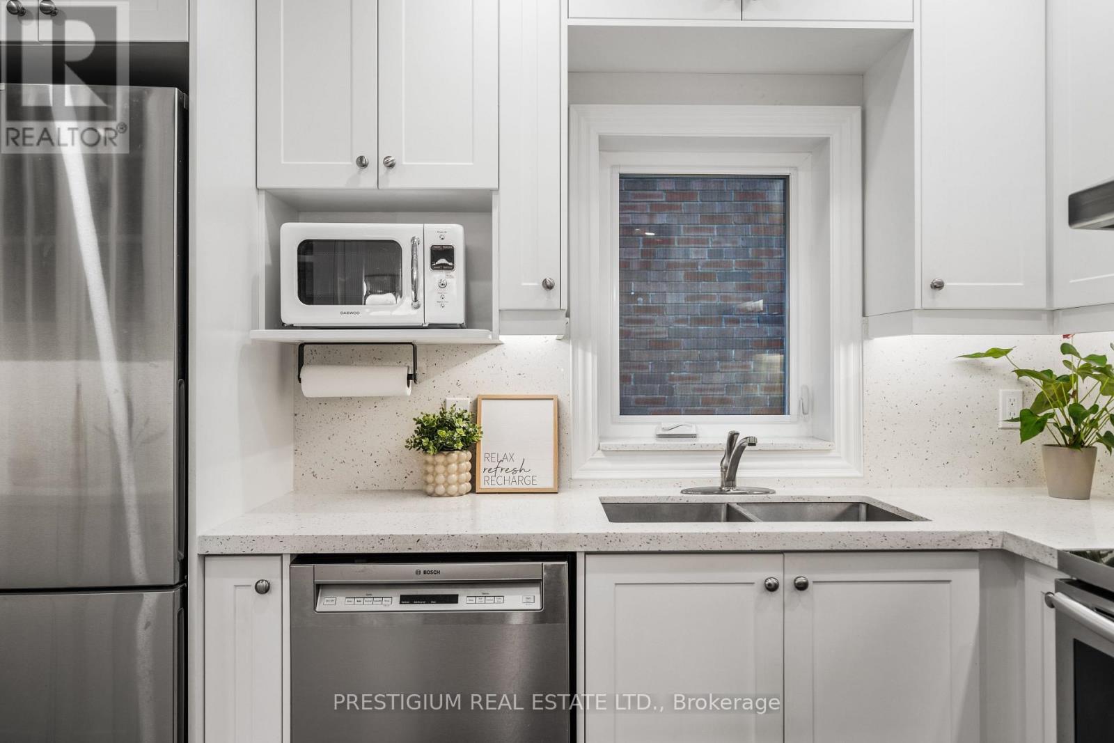 556 DAVISVILLE AVENUE - 20