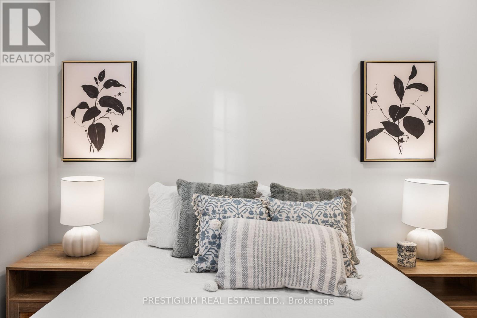 556 DAVISVILLE AVENUE - 31