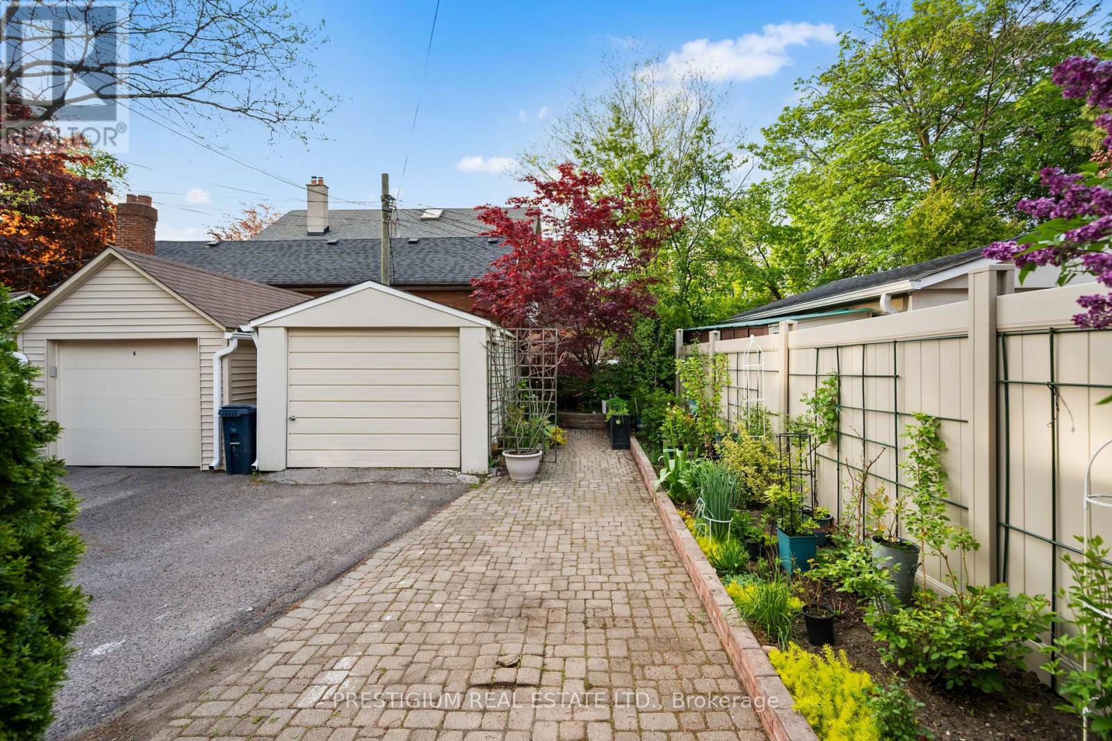 556 DAVISVILLE AVENUE - 39