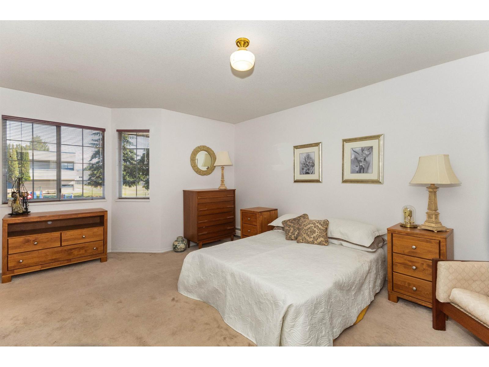 36 32659 GEORGE FERGUSON WAY, Abbotsford