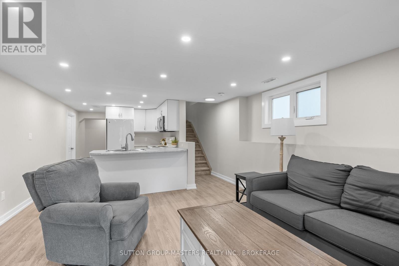 1705 EXECUTIVE AVENUE - Image 32