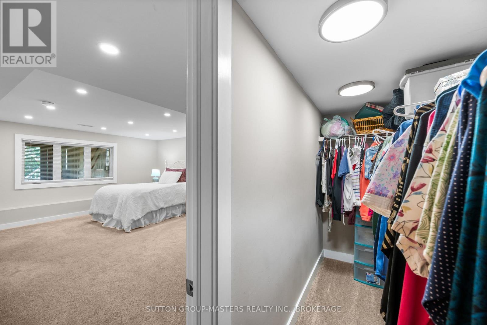 1705 EXECUTIVE AVENUE - Image 35