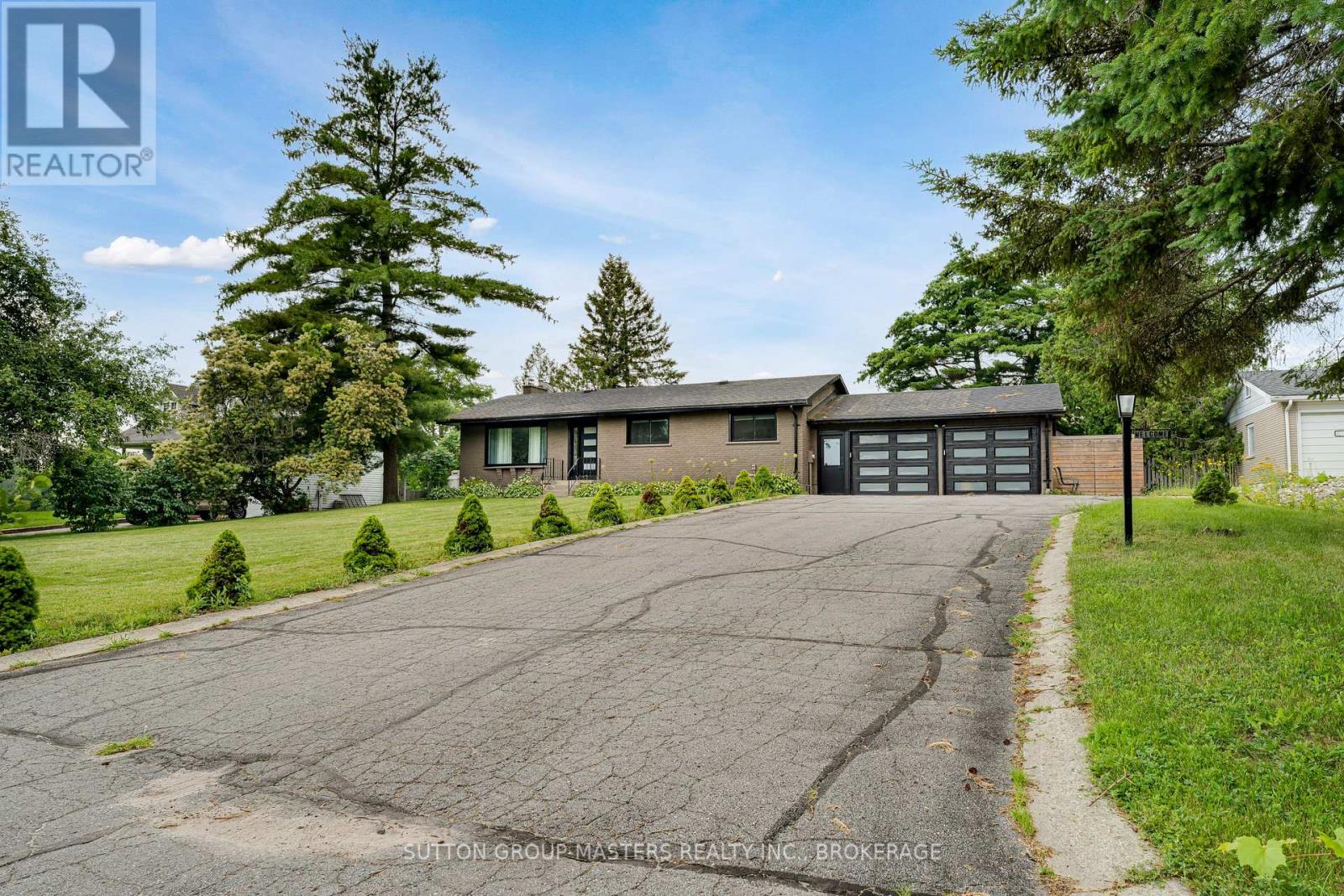 1611 SUNNYSIDE ROAD - 3