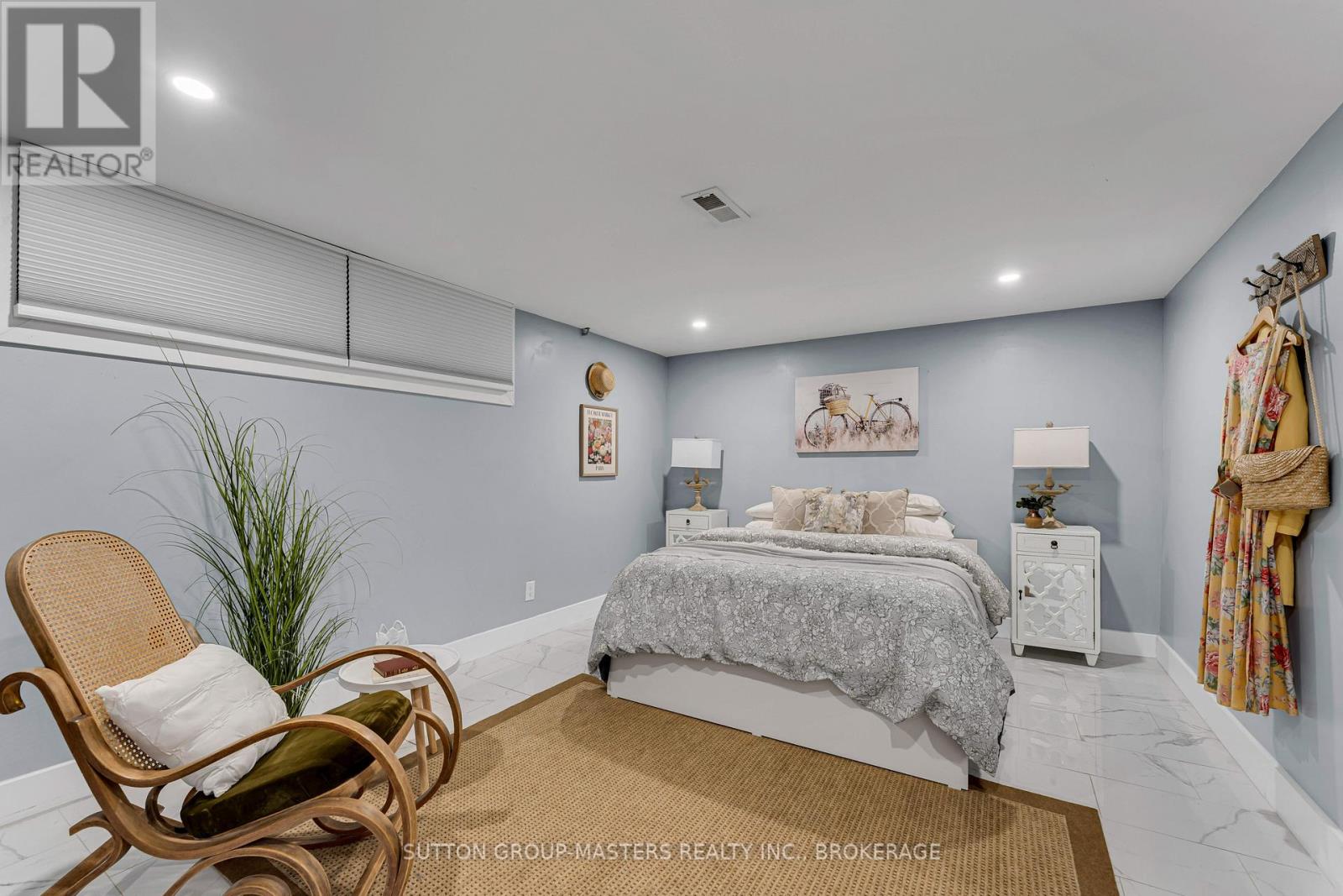 1611 SUNNYSIDE ROAD - 31