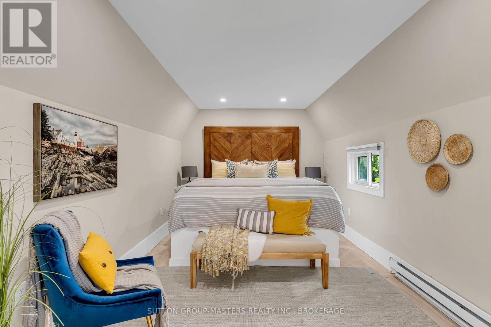 1611 SUNNYSIDE ROAD - 36