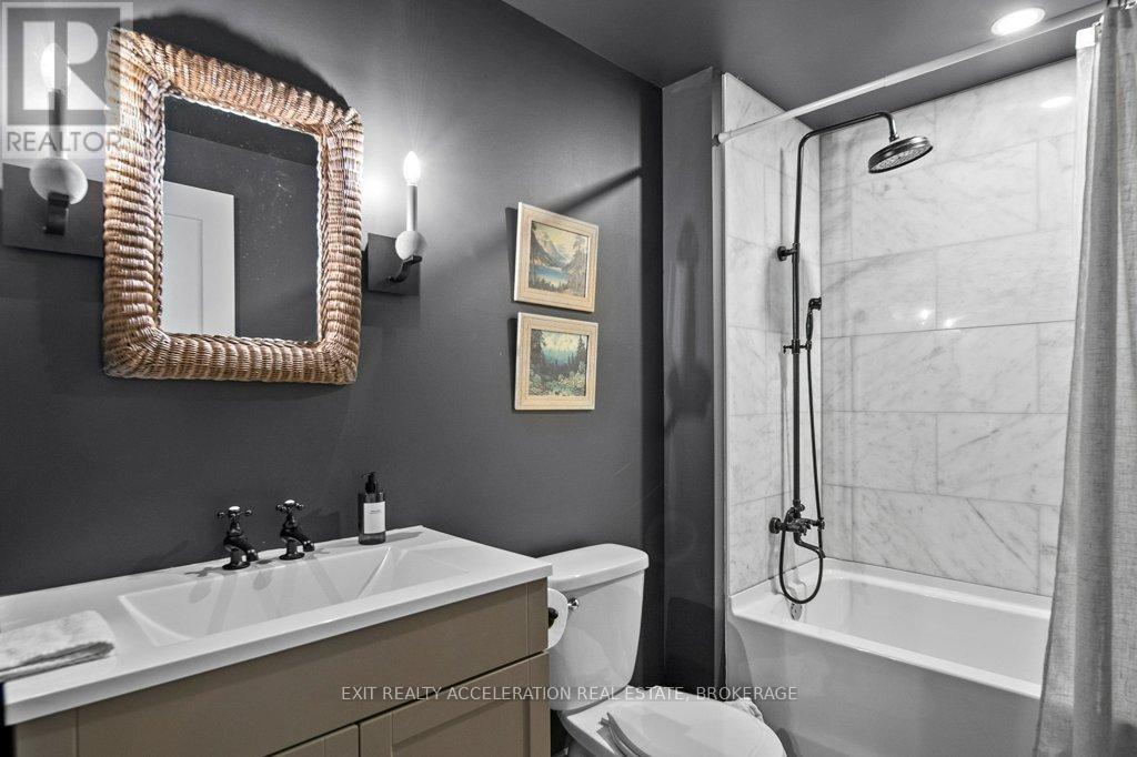 4452 BLESSINGTON ROAD - 34