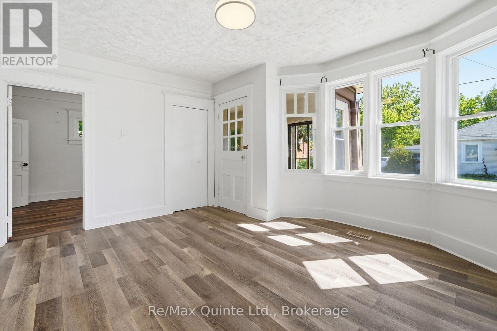 8 DUNBAR STREET - 11