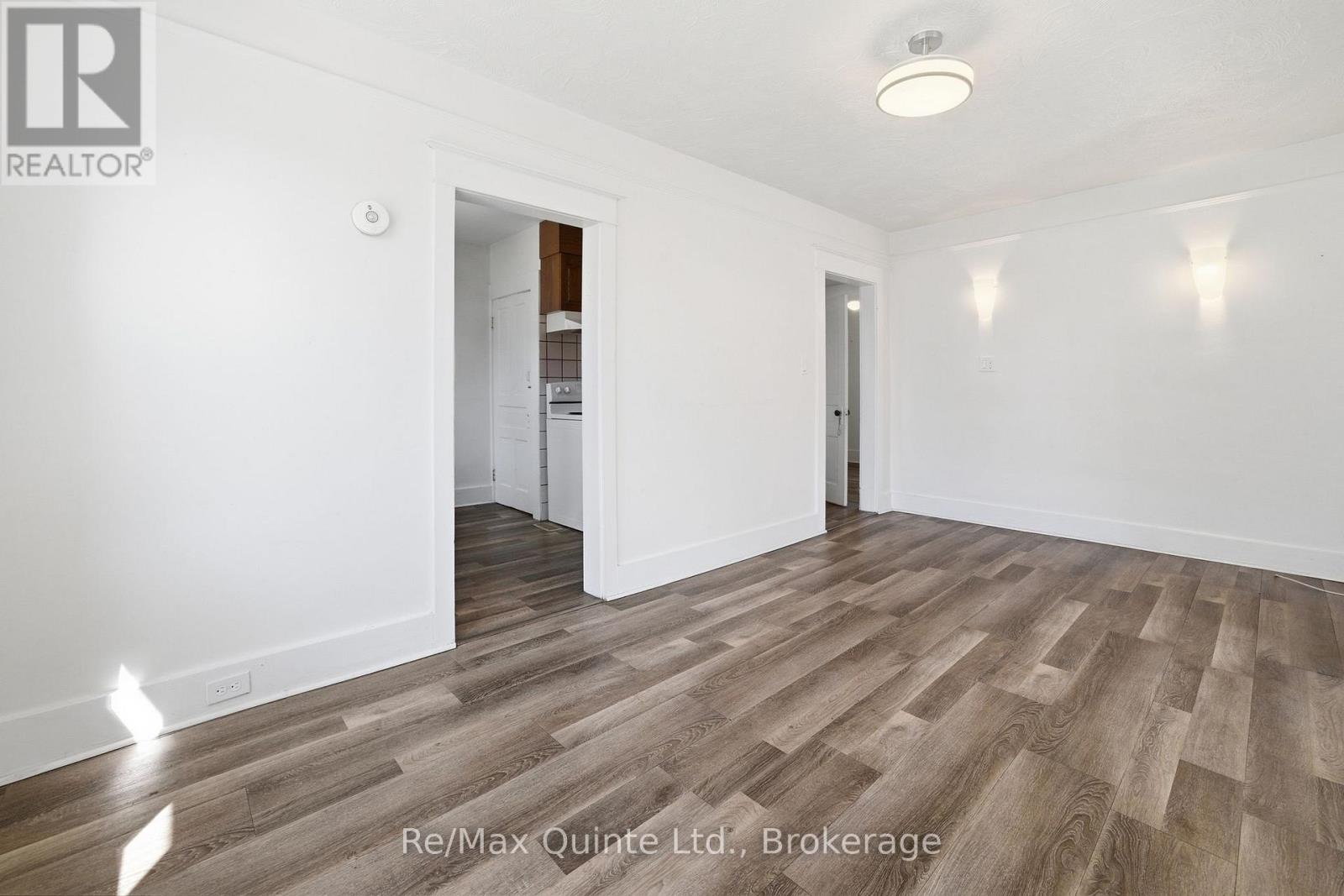 8 DUNBAR STREET - 17