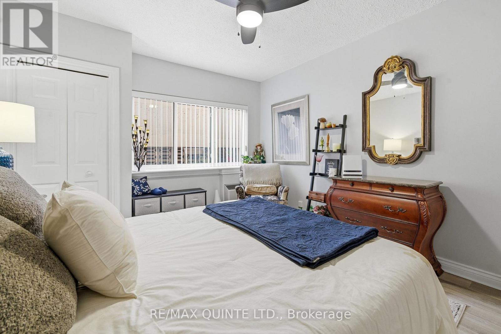 #107 2 SOUTH FRONT STREET - 32