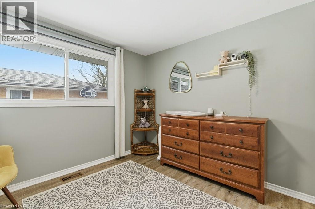 638 GLEN FORREST Boulevard - 17