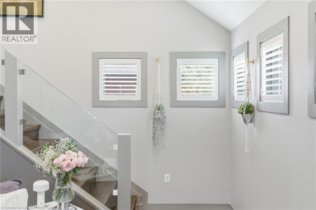 10 ROCKHAVEN Lane - 21