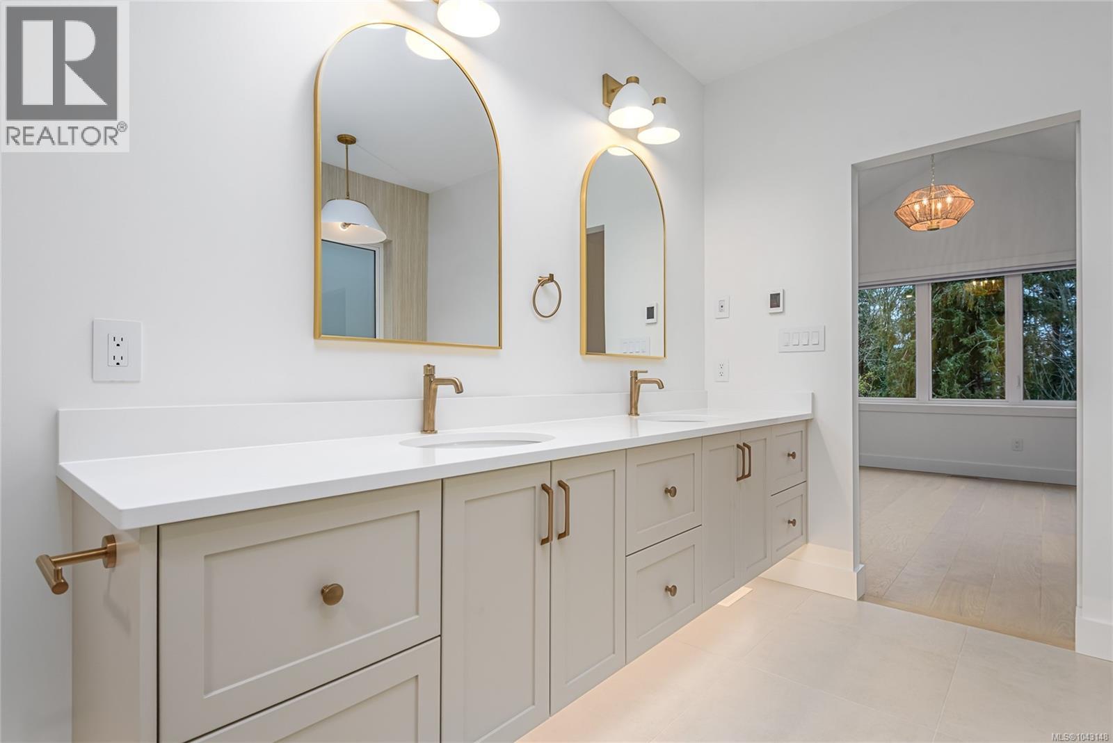 1716 Crown Isle Blvd, Courtenay