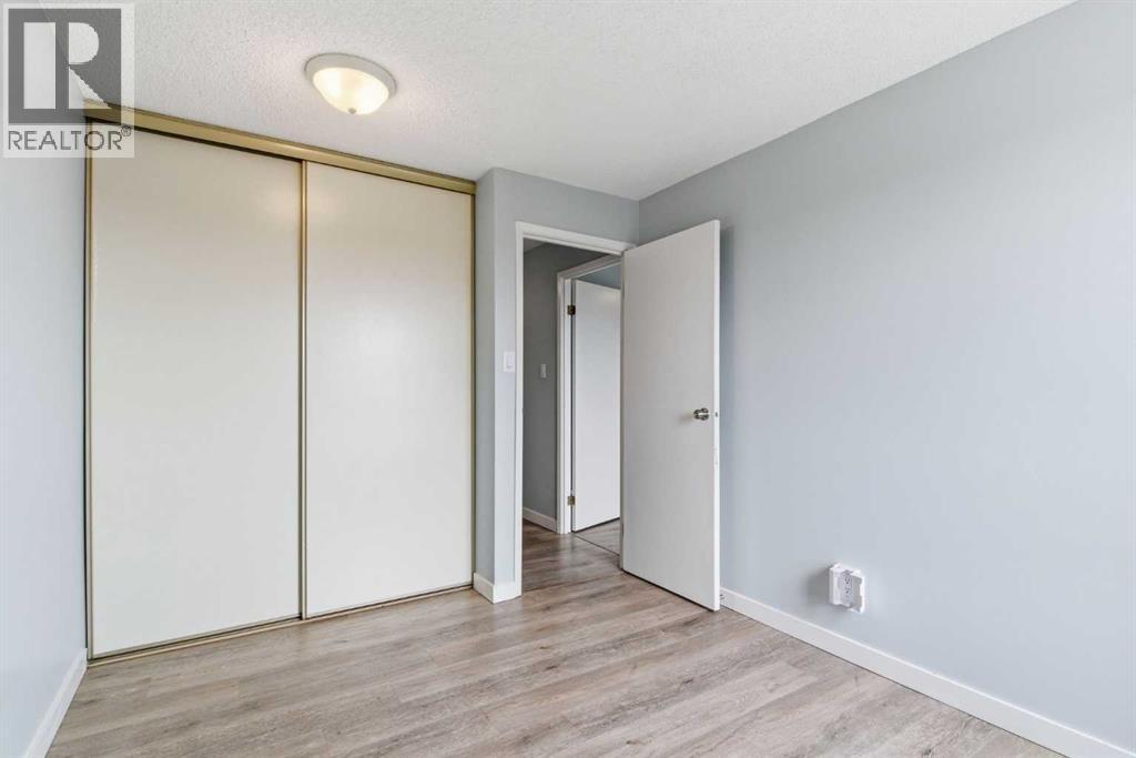 #806 924 14 Avenue SW - 26