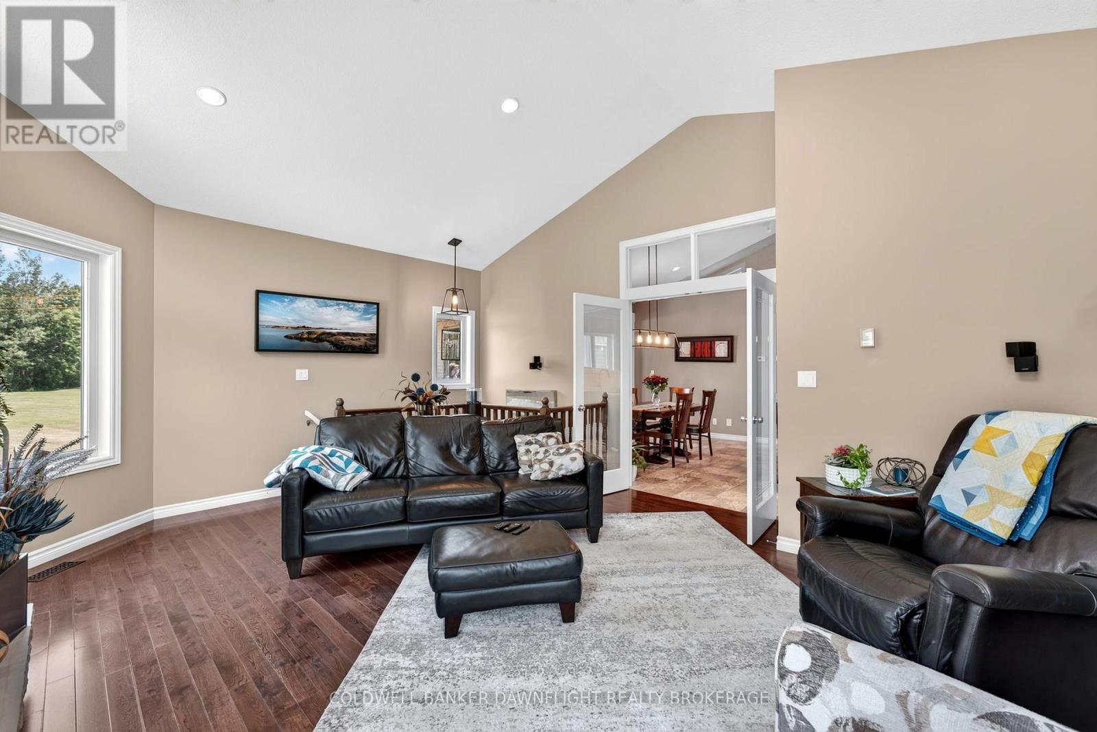 51 SNIDER CRESCENT - 25