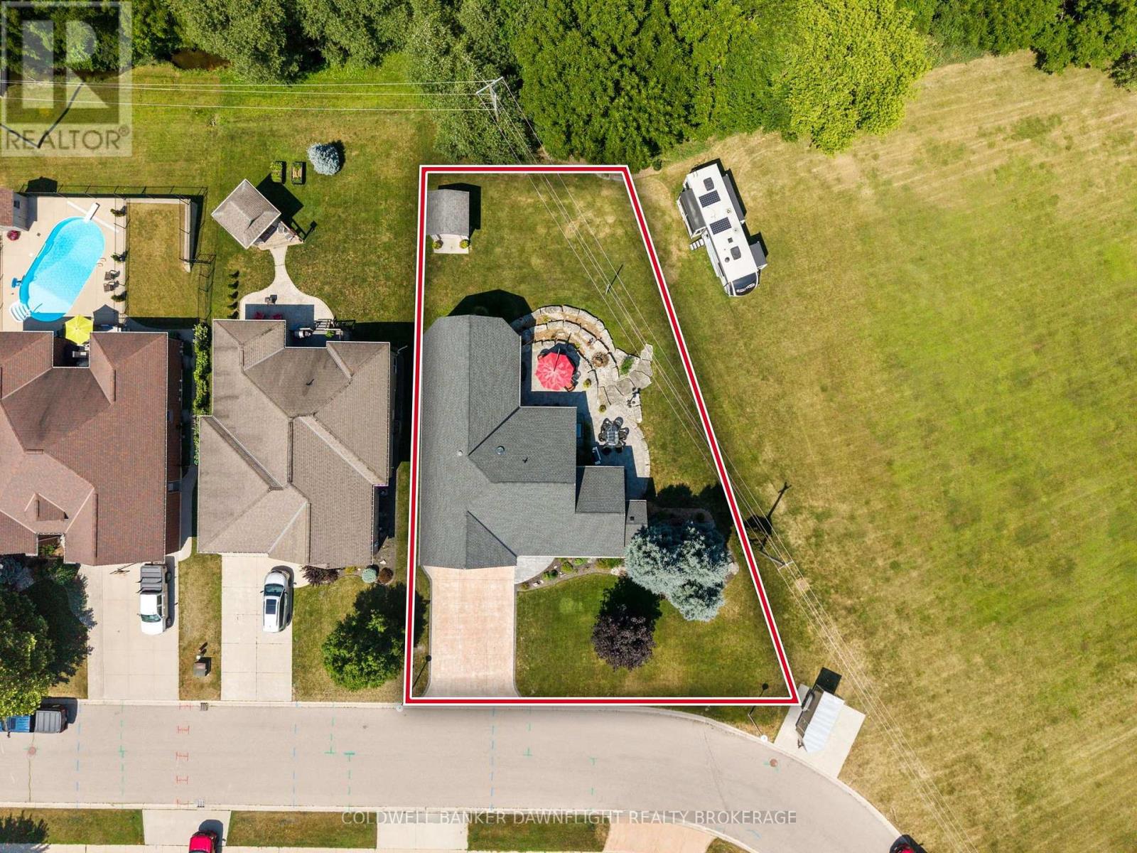 51 SNIDER CRESCENT - 3