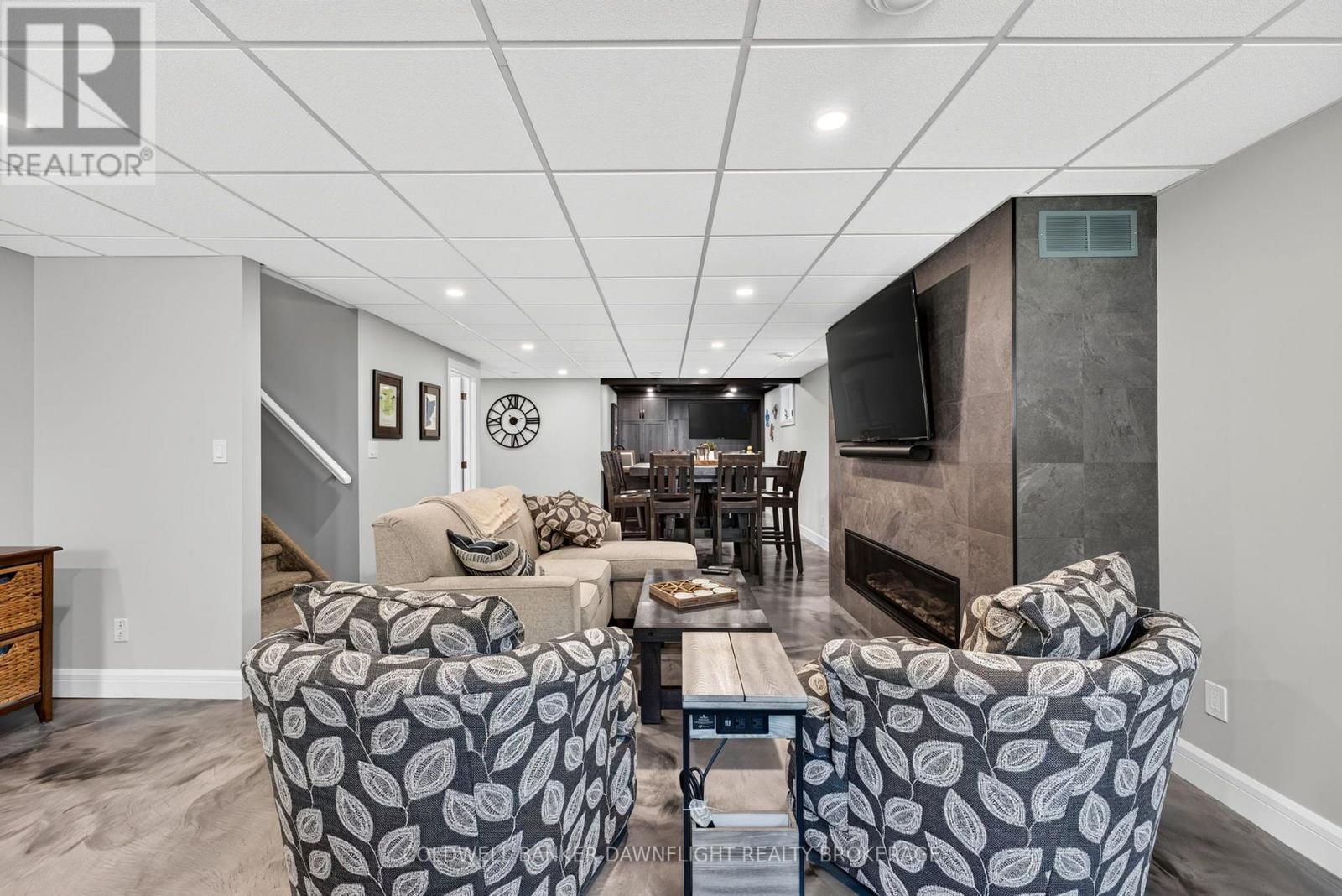 51 SNIDER CRESCENT - 31
