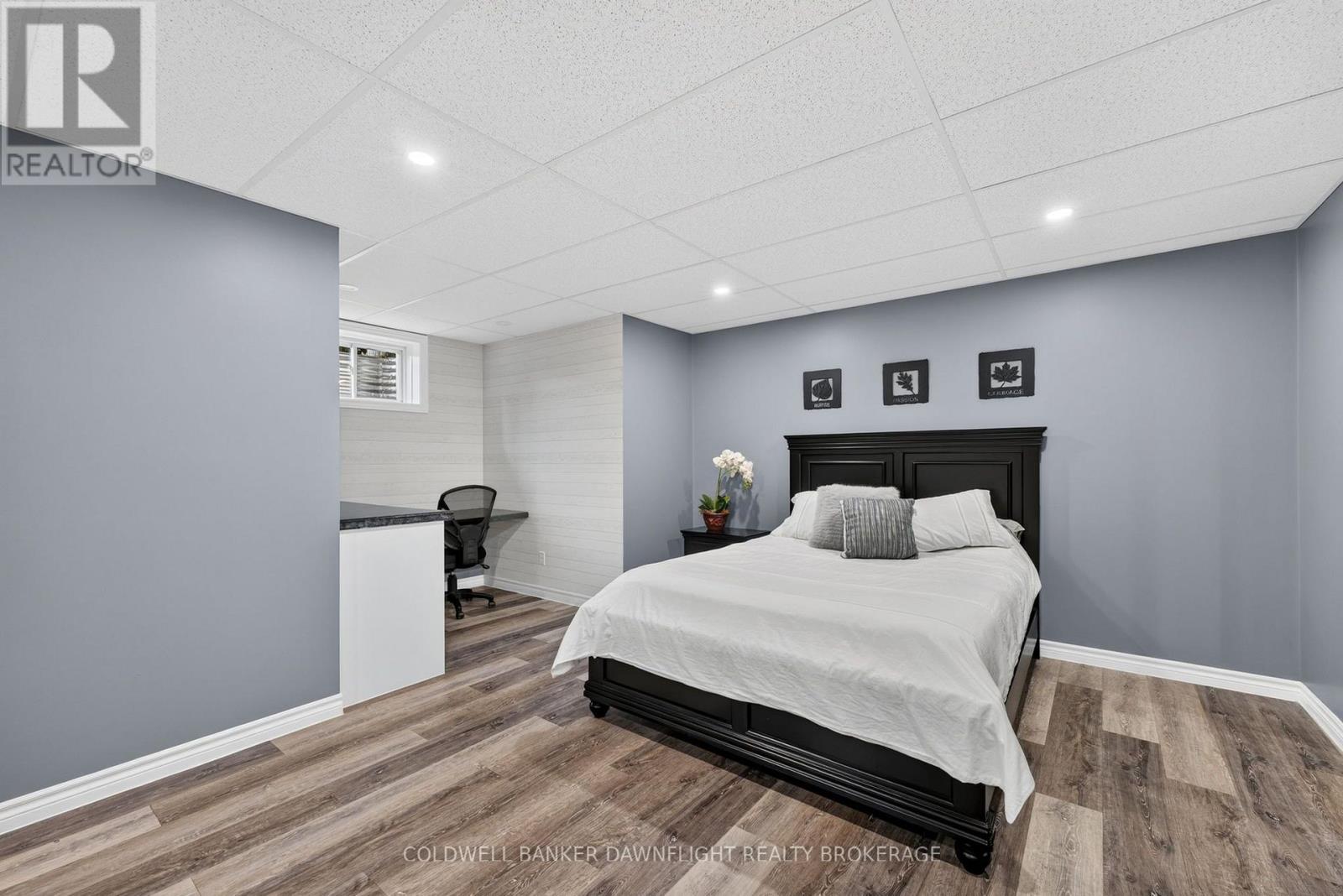 51 SNIDER CRESCENT - 39