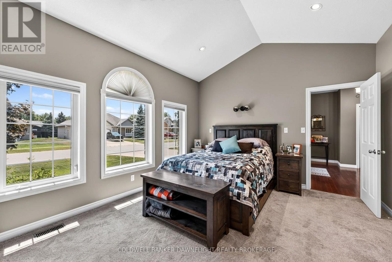 51 SNIDER CRESCENT - 9