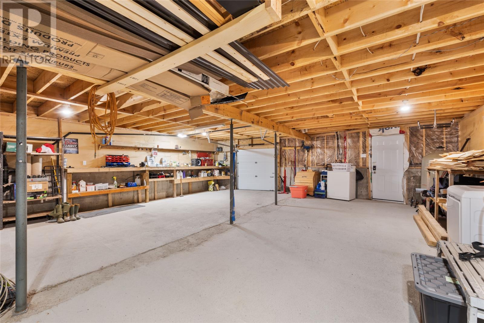 6 Meeting Pond Road - Image 31