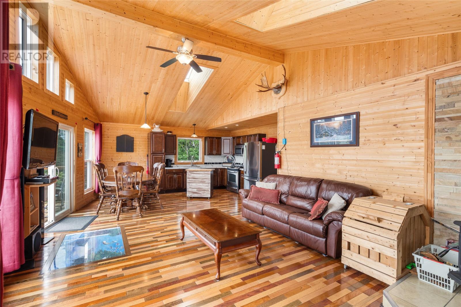 6 Meeting Pond Road - Image 8